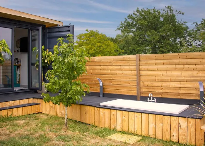 Le Cabin Charbonnaud